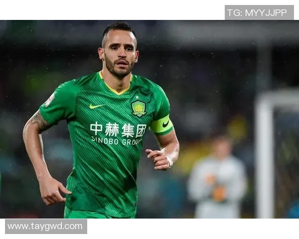 2023年全球足球明星薪资排行榜揭晓引发热议与关注