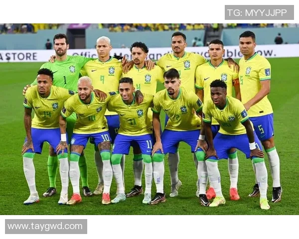 全球知名老足球明星名录及其辉煌成就回顾 全球知名老足球明星名录及其辉煌成就回顾