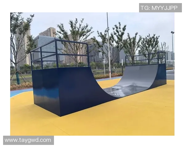 广州极限运动队在世界滑板锦标赛中的团队协作表现深度解析与点评 广州极限运动队在世界滑板锦标赛中的团队协作表现深度解析与点评