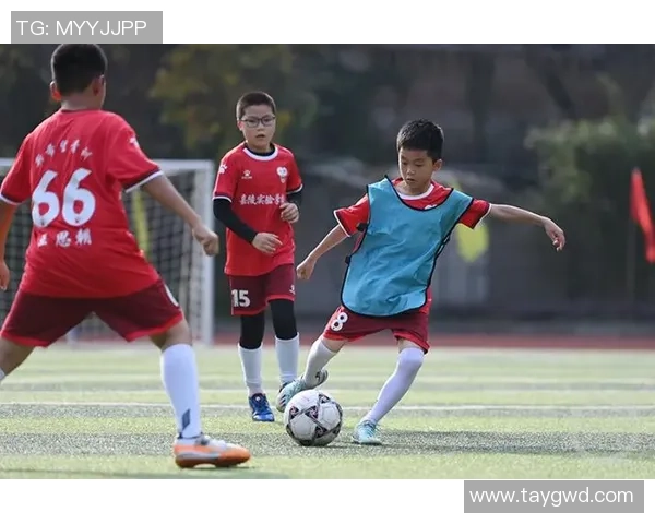 足球mini带你领略小场地大激情尽享快乐足球时光 足球mini带你领略小场地大激情尽享快乐足球时光